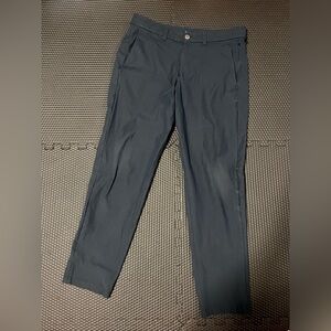 Lululemon Commission Slim 32x30 Navy